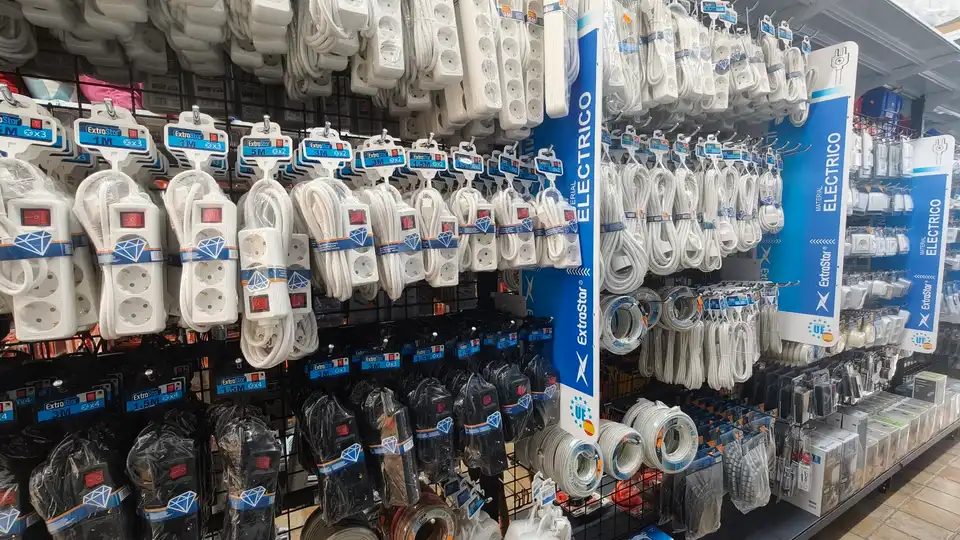 Matériel électrique chez Bricomalavella